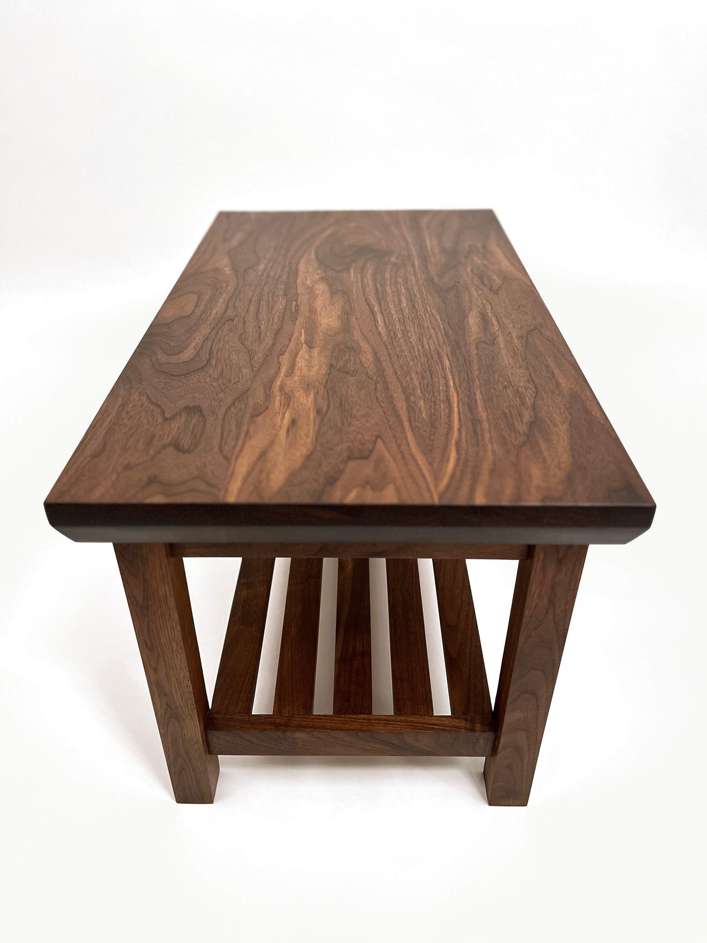 Notenhouten koffietafel