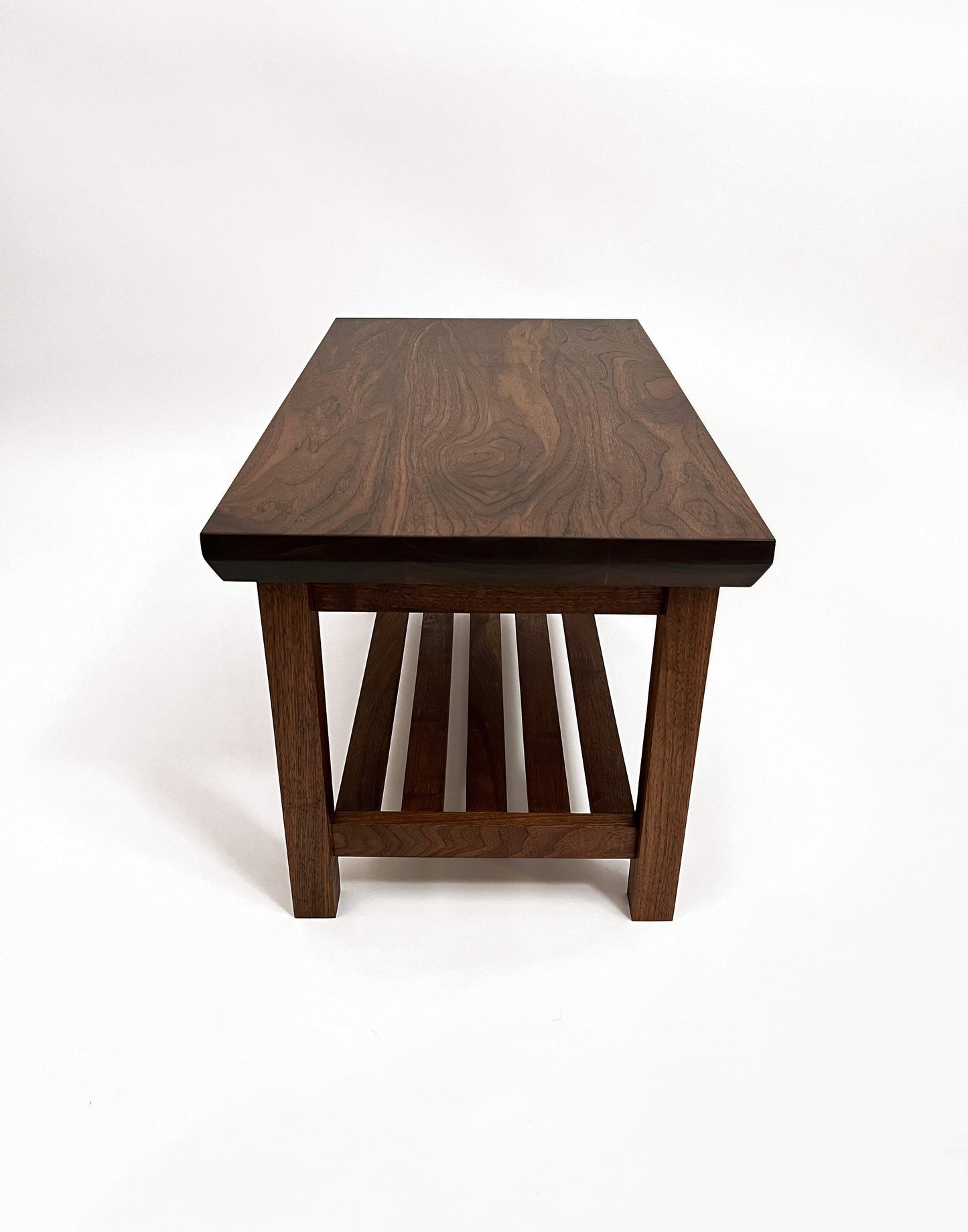 Notenhouten koffietafel