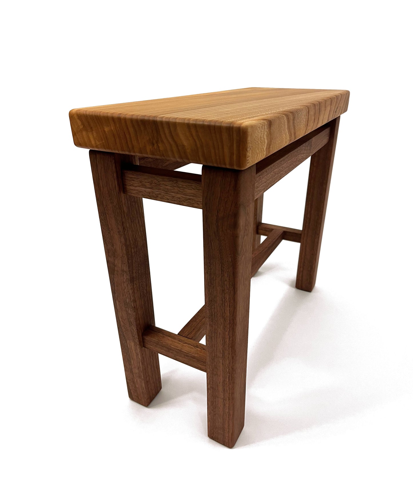 Smalle bijzettafel iepen/noten